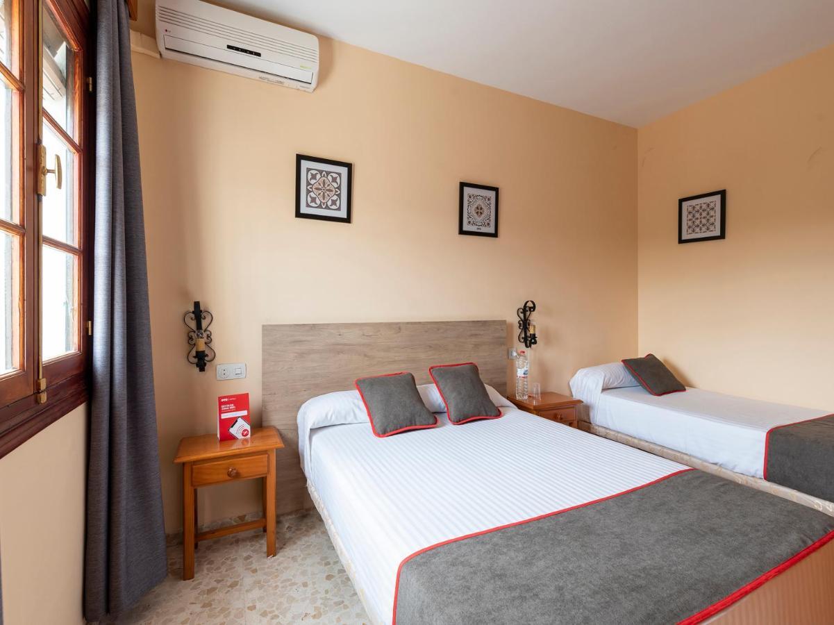 Oyo Hostal El Paisano อูเตรรา ภายนอก รูปภาพ
