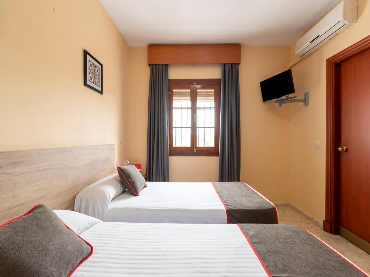 Oyo Hostal El Paisano อูเตรรา ภายนอก รูปภาพ